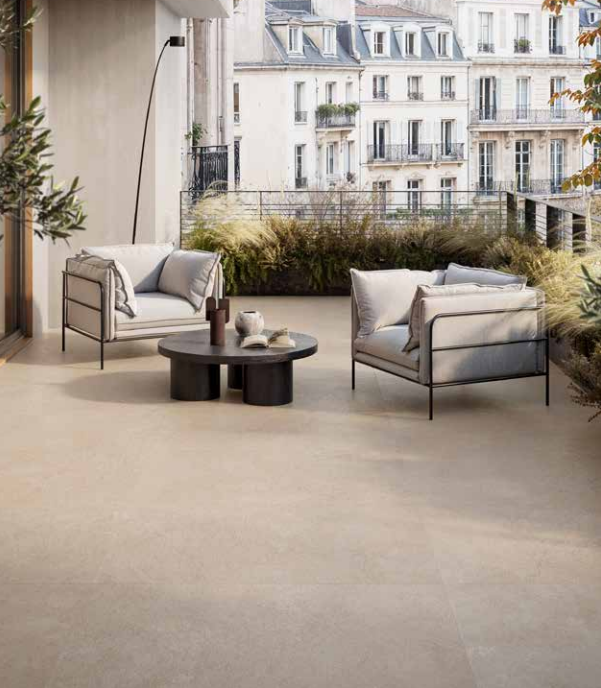 Sol en carrelage effet béton